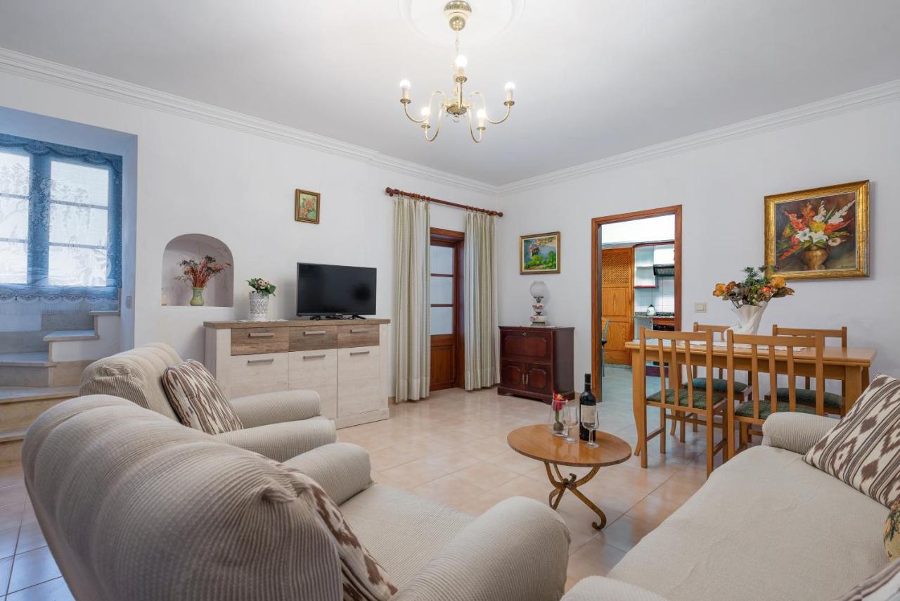 Townhouse Can Bregat Pollença Esterno foto